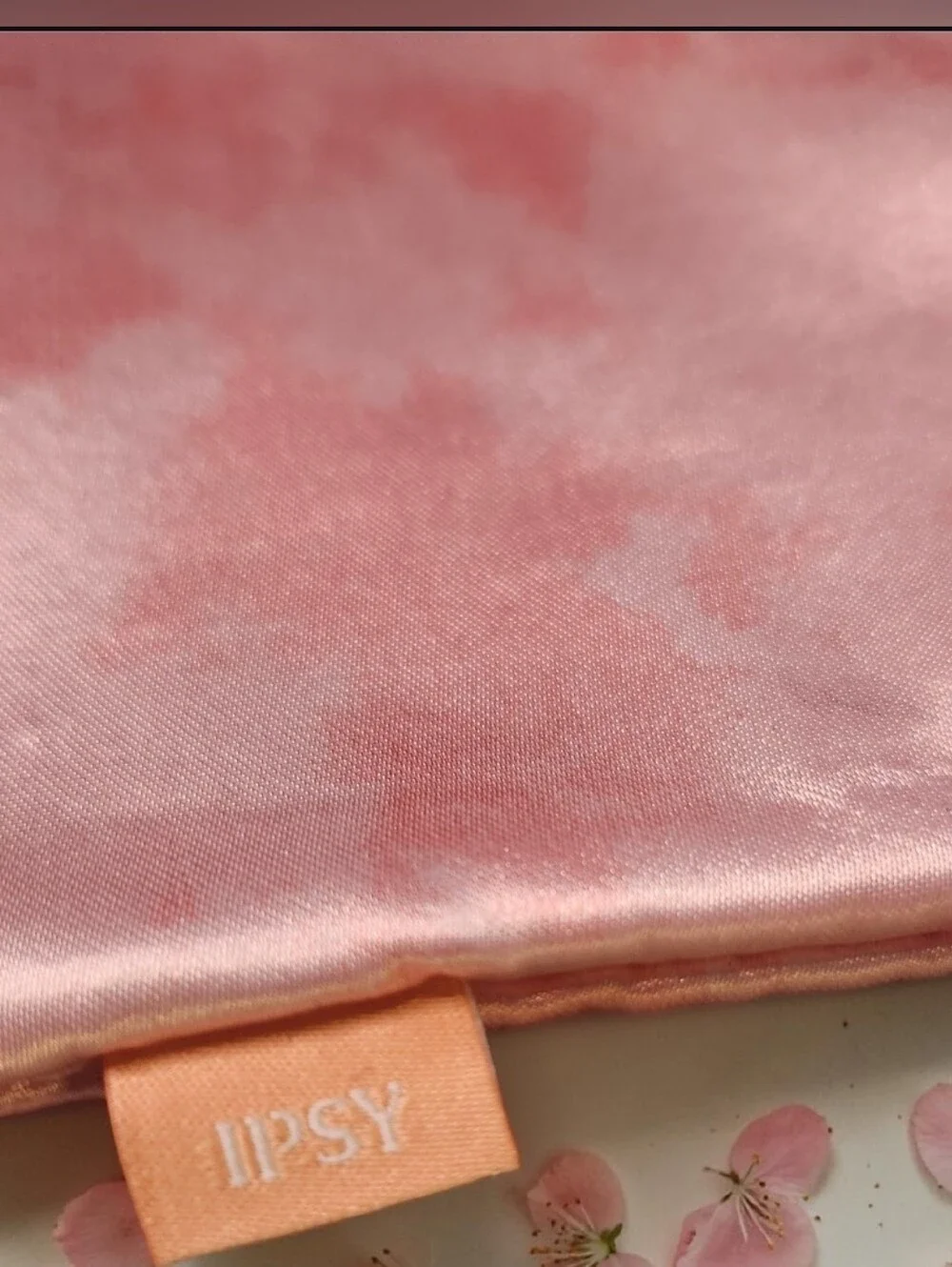 Ipsy Satin Cosmetic Pouch w/ 2 Mystery Items